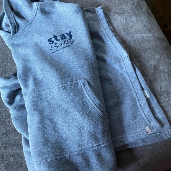 Poncho style sweatshirt “Stay Salty” Martha’s Vineyard - Picture 2 of 4